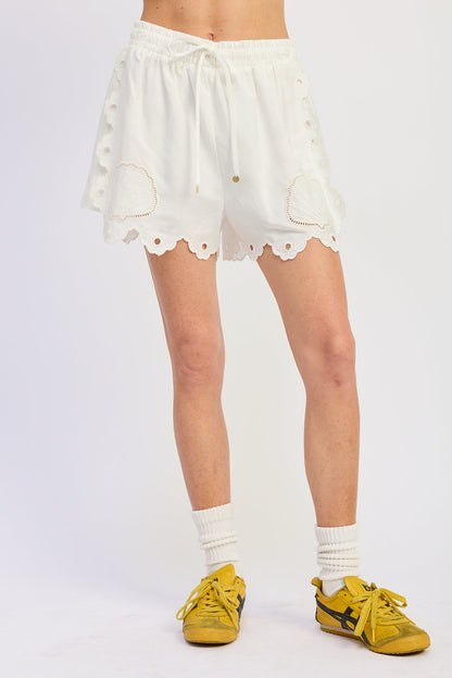Emory Park Blythe Shorts in Off-White view 3 - Blythe Shorts Pattern (bottom)