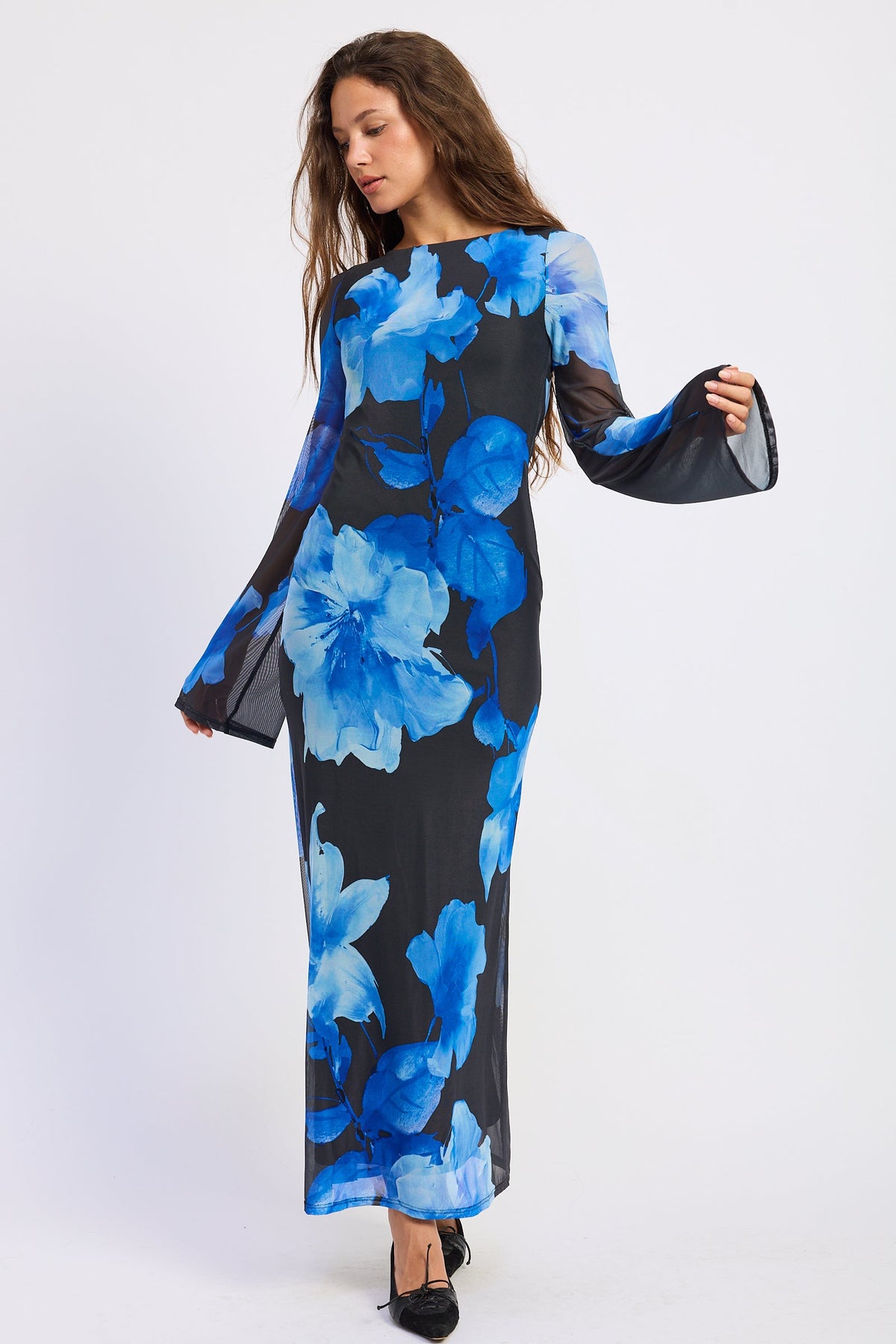 Emory Park Camryn Maxi Dress in Black Blue Floral - Camryn Maxi Dress In Floral More To Come
