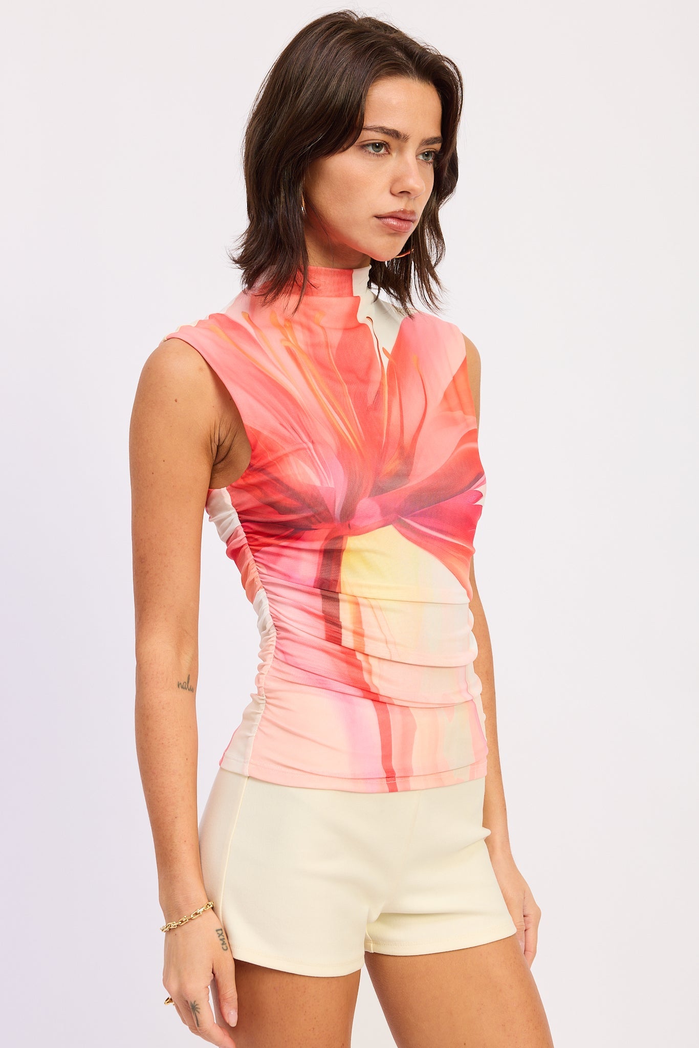 Emory Park Daisy Top in Coral Pink Floral view 2 - Daisy Top Womens