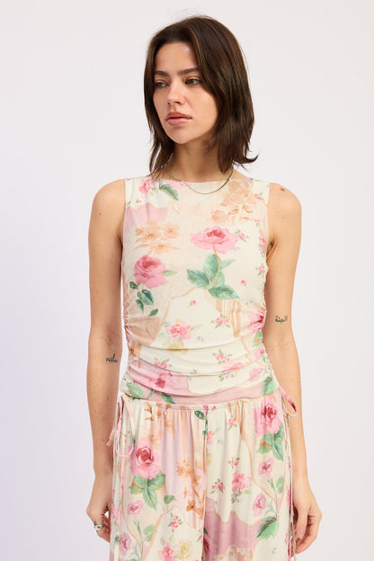 Emory Park Julie Fitted Top in Ivory Rose Pink