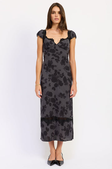 Emory Park Keziah Maxi Dress in Black - Keziah Long Sleeve Maxi Dress