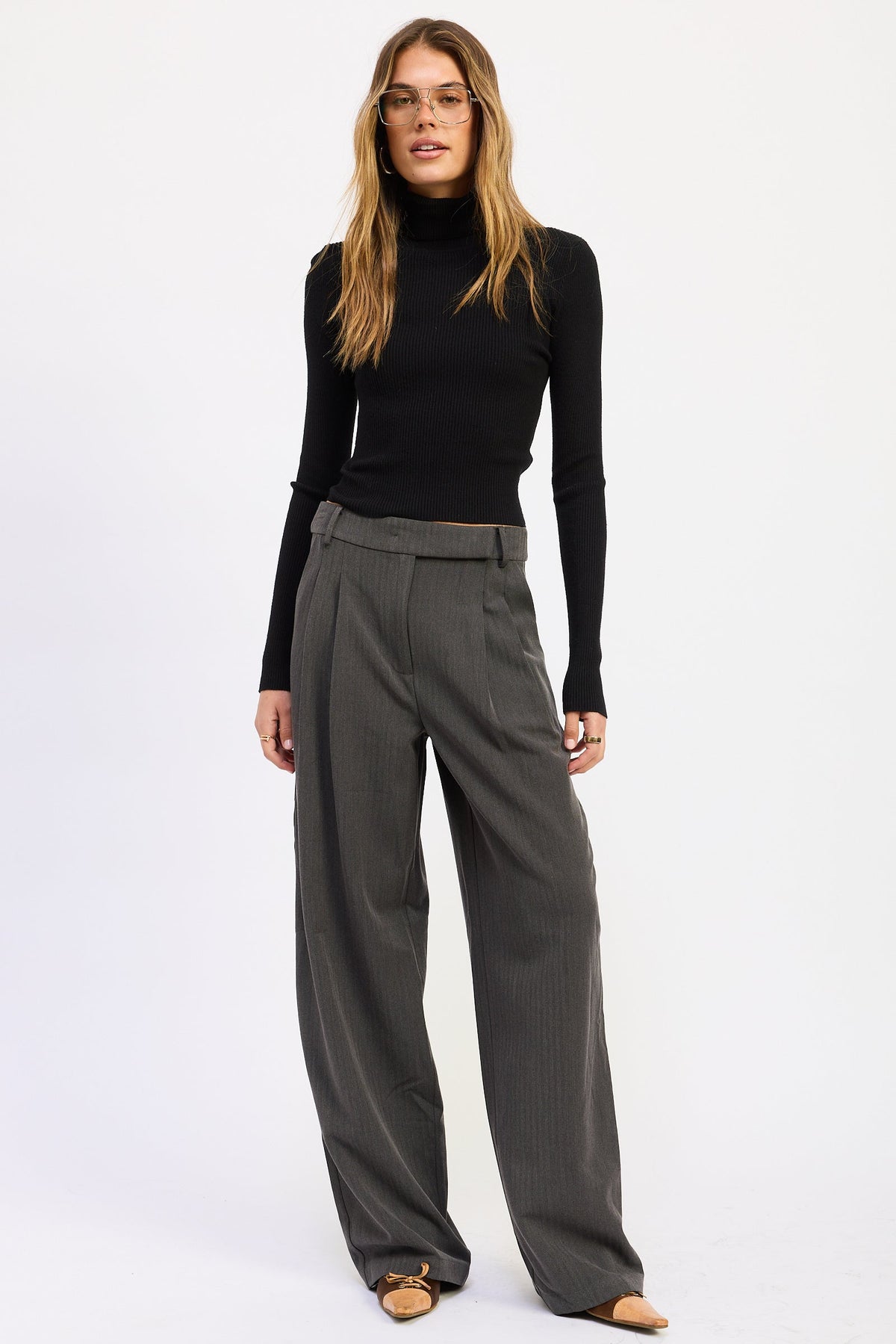 Emory Park Maika Pants in Charcoal - Maika Tennis Flare Pants (bottom)