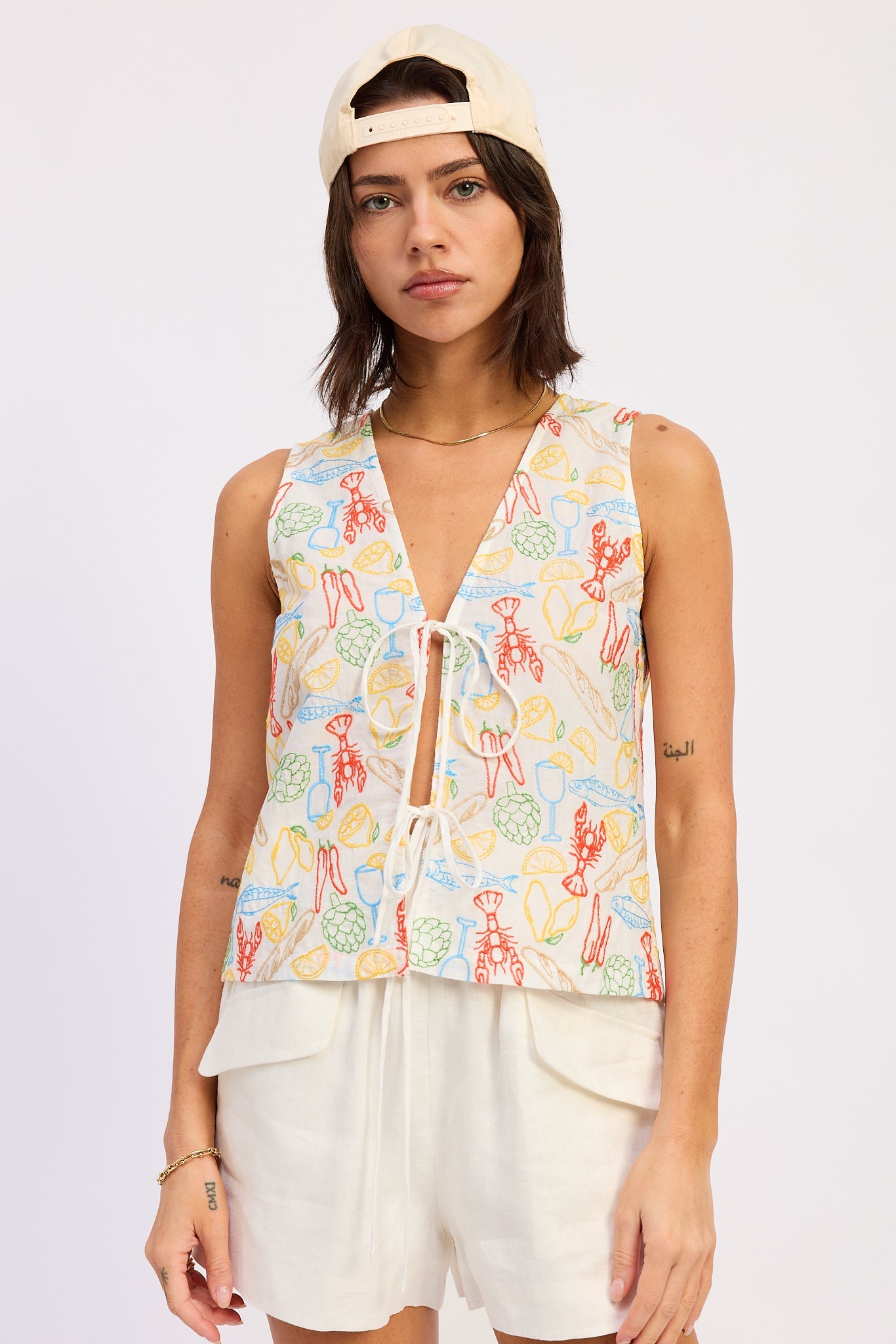 Emory Park Onira Vest Top in Ivory Multi - Onia Vest