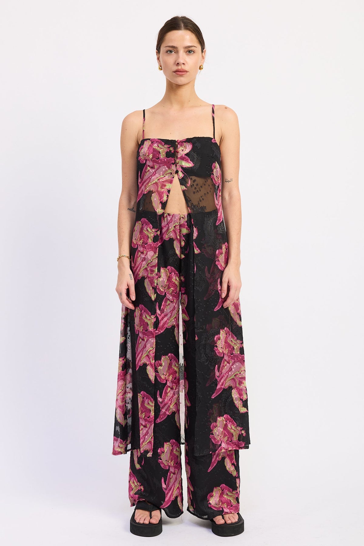 Emory Park Seraphina Top in Black Fuchsia - Seraphina Top Stardust Onyx