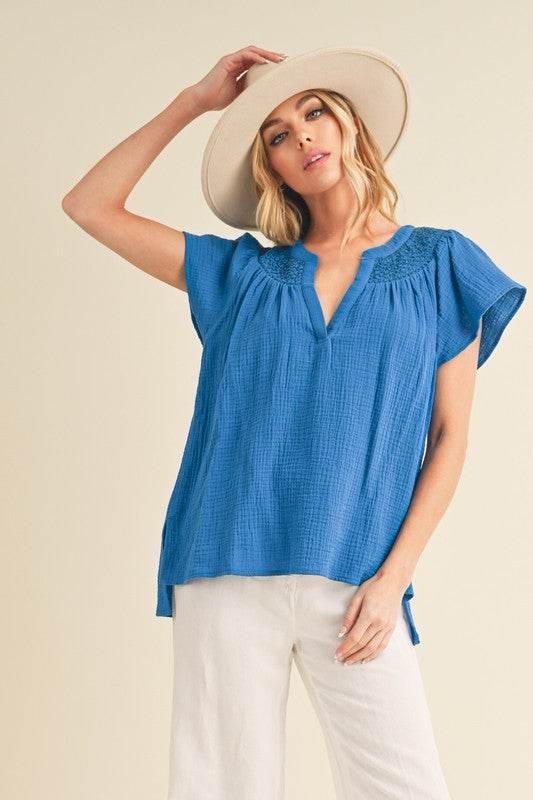 Aemi + Co Embroidered Trim Side Slit Notched Short Sleeve Blouse - us.meeeshop