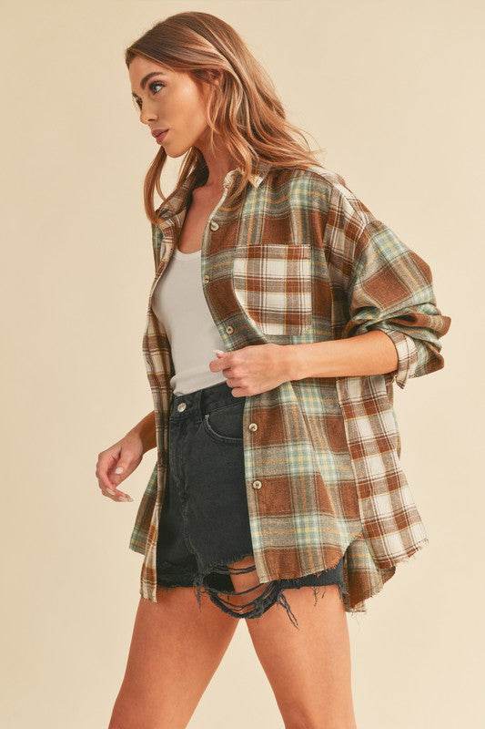 Aemi + Co Frayed Hem Plaid Button Up Flannel Shirt in Brown/White/Sage - us.meeeshop