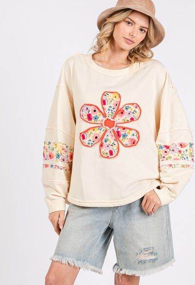 SAGE + FIG Daisy Patch Applique Long Sleeve Sweatshirt - us.meeeshop