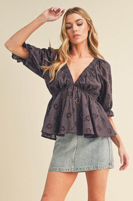 Aemi + Co Eyelet Embroidered V-Neck Half Sleeve Peplum Blouse in Plum Purple - us.meeeshop