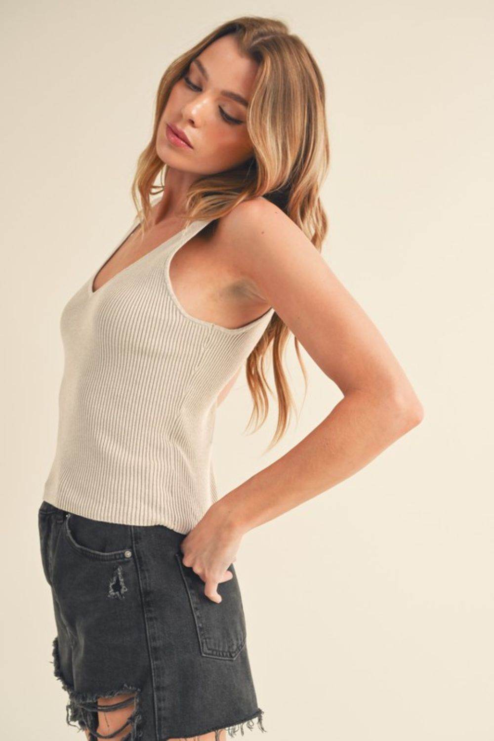 Aemi + Co Ribbed Wide Strap Knit Tank - us.meeeshop