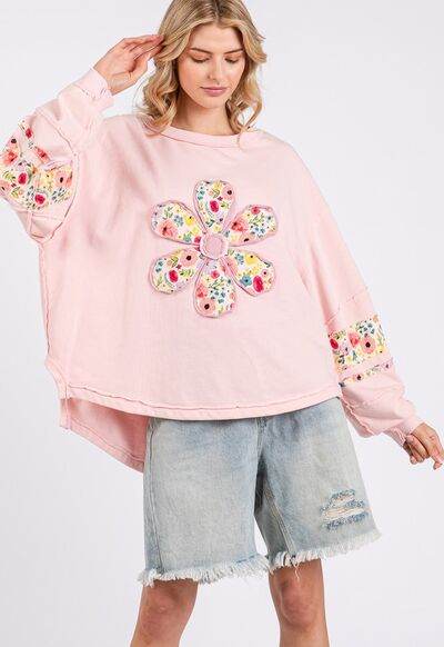 SAGE + FIG Daisy Patch Applique Long Sleeve Sweatshirt - us.meeeshop