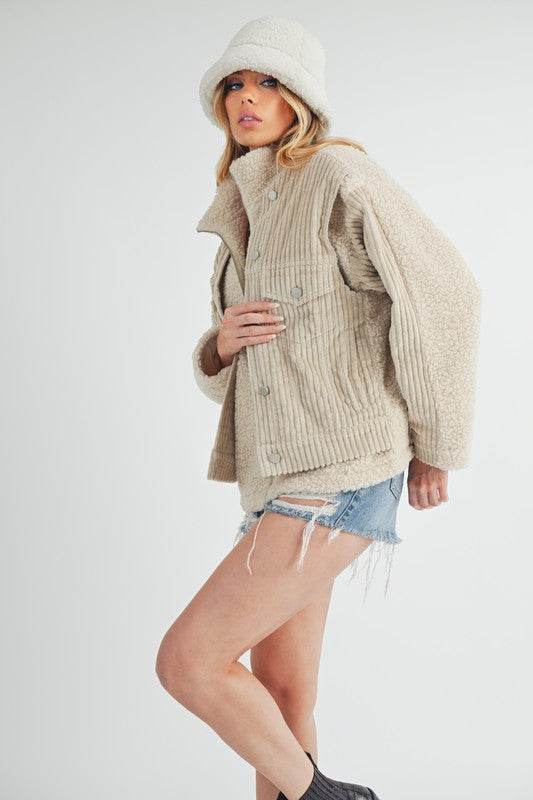 Aemi + Co Fake Two Pieces Turtleneck Sherpa Jacket with Pockets - us.meeeshop