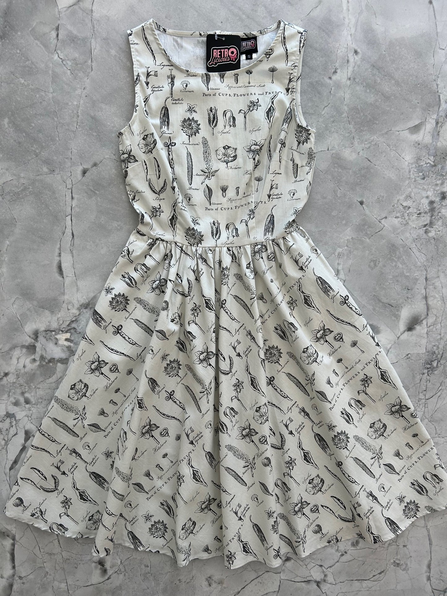 Flower Parts Vintage Dress in XL view 5