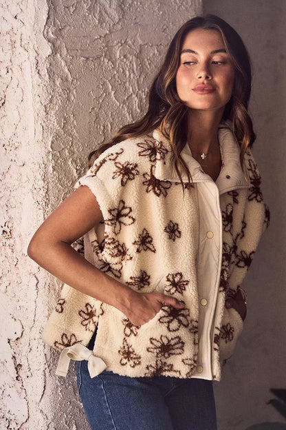 flower sherpa fur So Me Flower Sherpa Fur Oversized Sleeveless Vest Jacket view 5 (layer) - shop at us.meeeshop