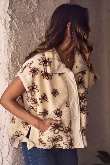 flower sherpa fur So Me Flower Sherpa Fur Oversized Sleeveless Vest Jacket view 6 (layer) - shop at us.meeeshop