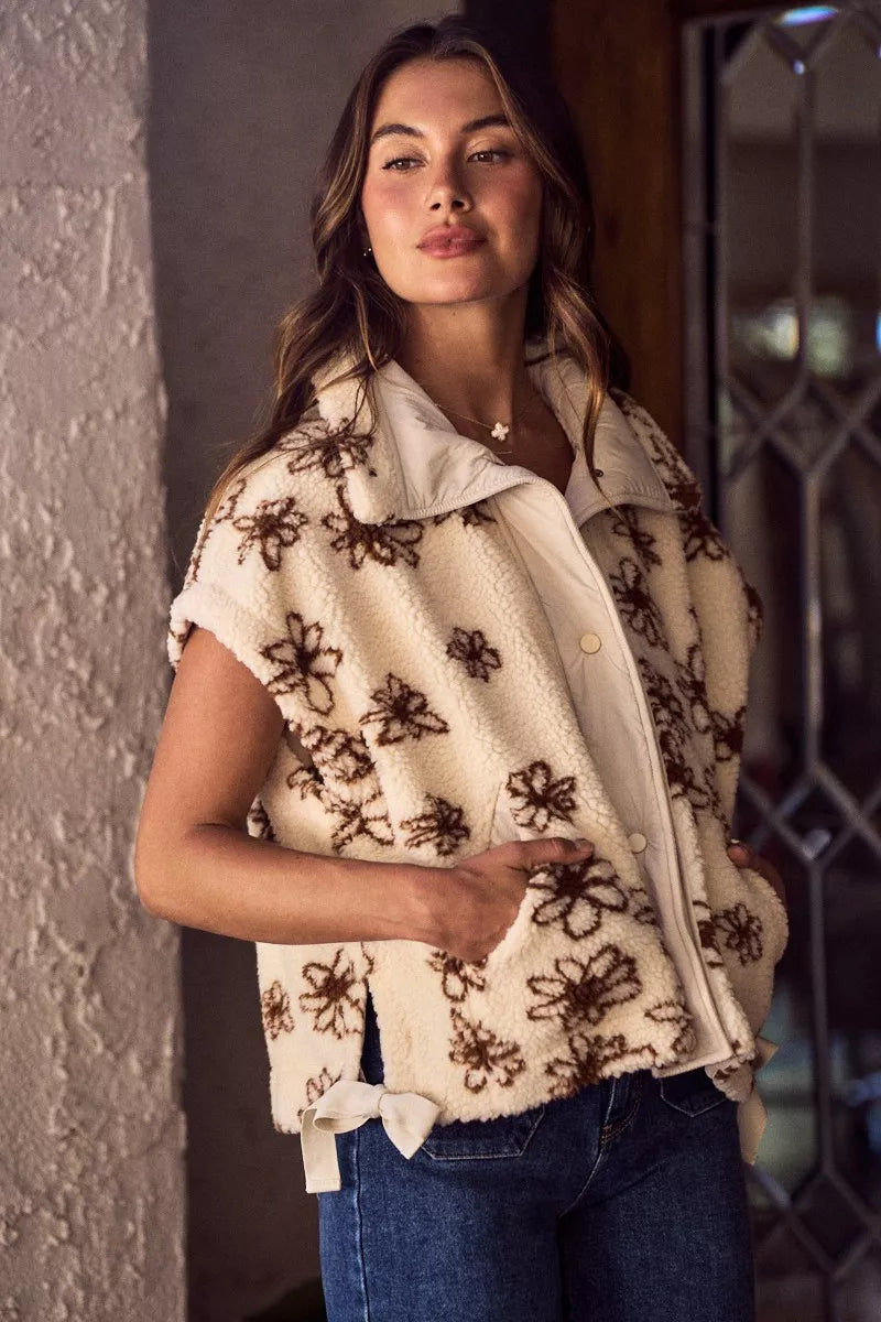 flower sherpa fur So Me Flower Sherpa Fur Oversized Sleeveless Vest Jacket view 9 (layer) - shop at us.meeeshop