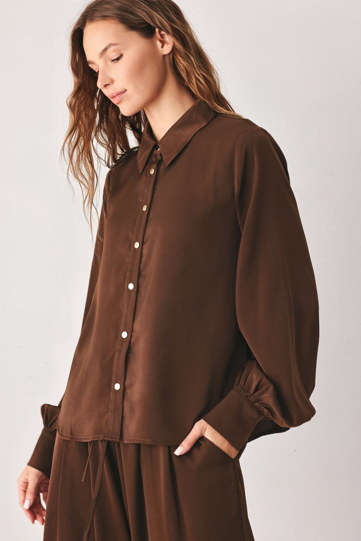 Flying Tomato Canyon Brown Woven Top in CHAMPAGNE view 5