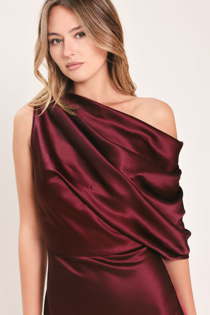 Flying Tomato Gilded Drape Satin One-shoulder Maxi Dress view 22 - Golden Drape Dress