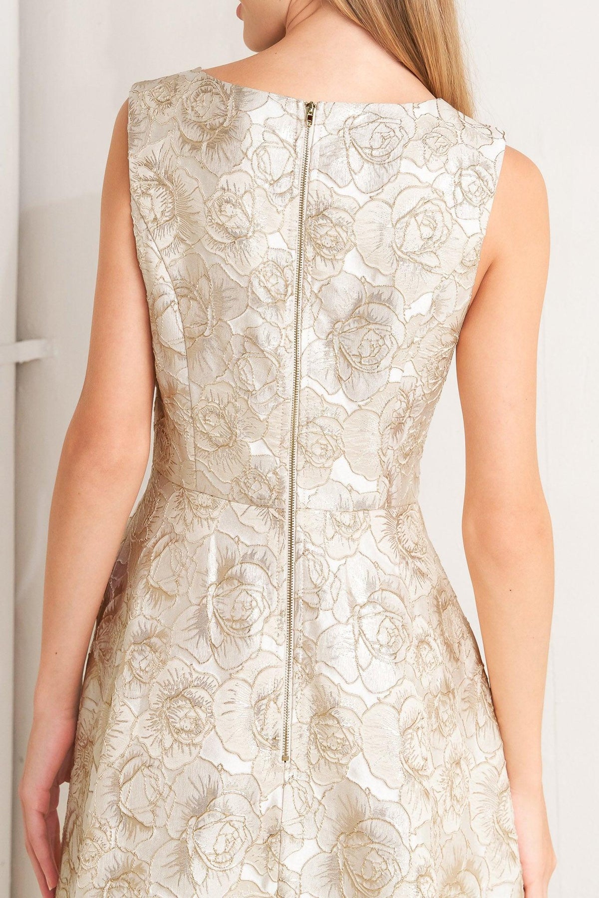 Flying Tomato Gilded Rose Woven Midi Dress view 5 - Gilded Rose Dress Stellar Blade