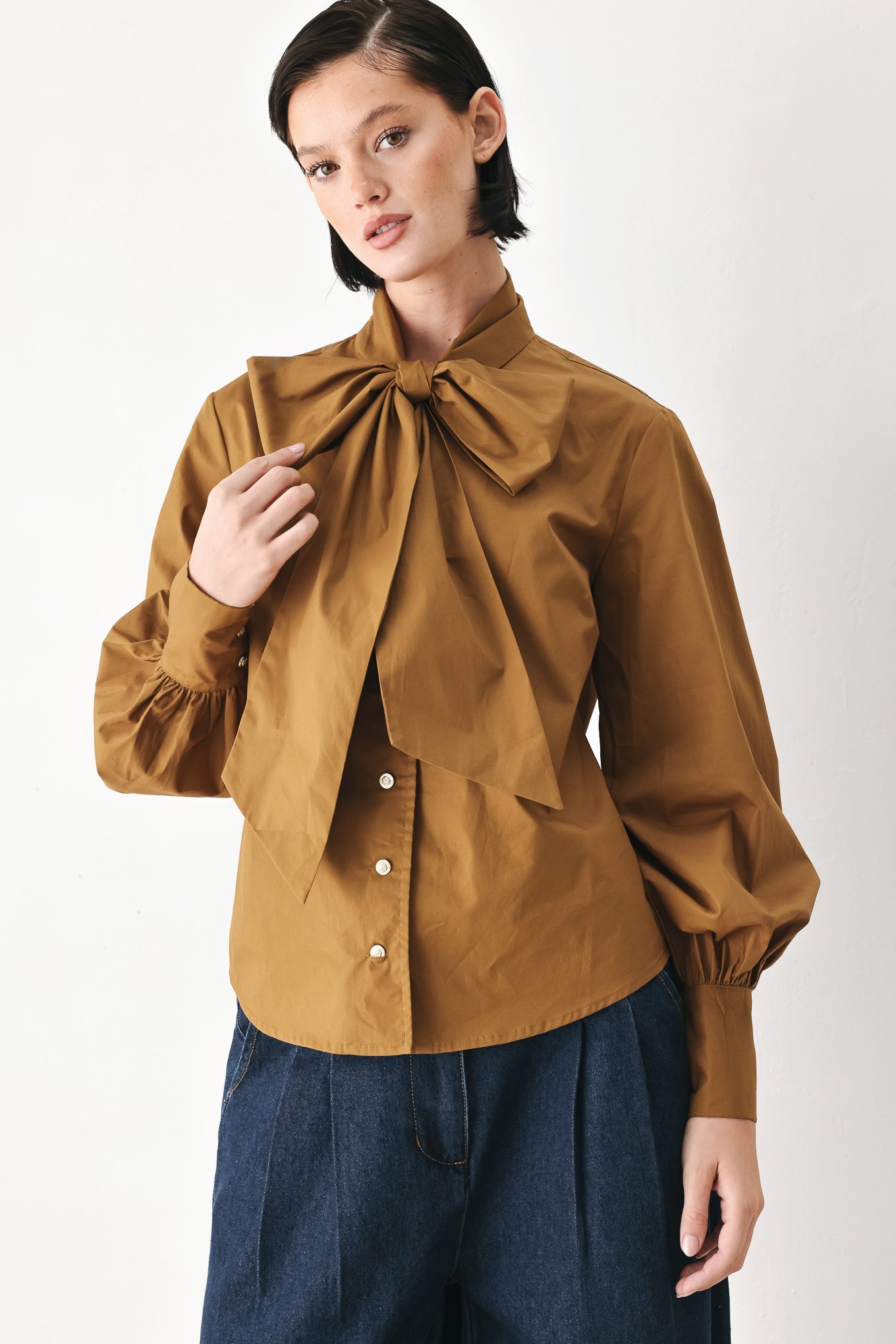Flying Tomato Golden Brown Cascade Woven Top in OFF WHITE - Golden Brown Topaz