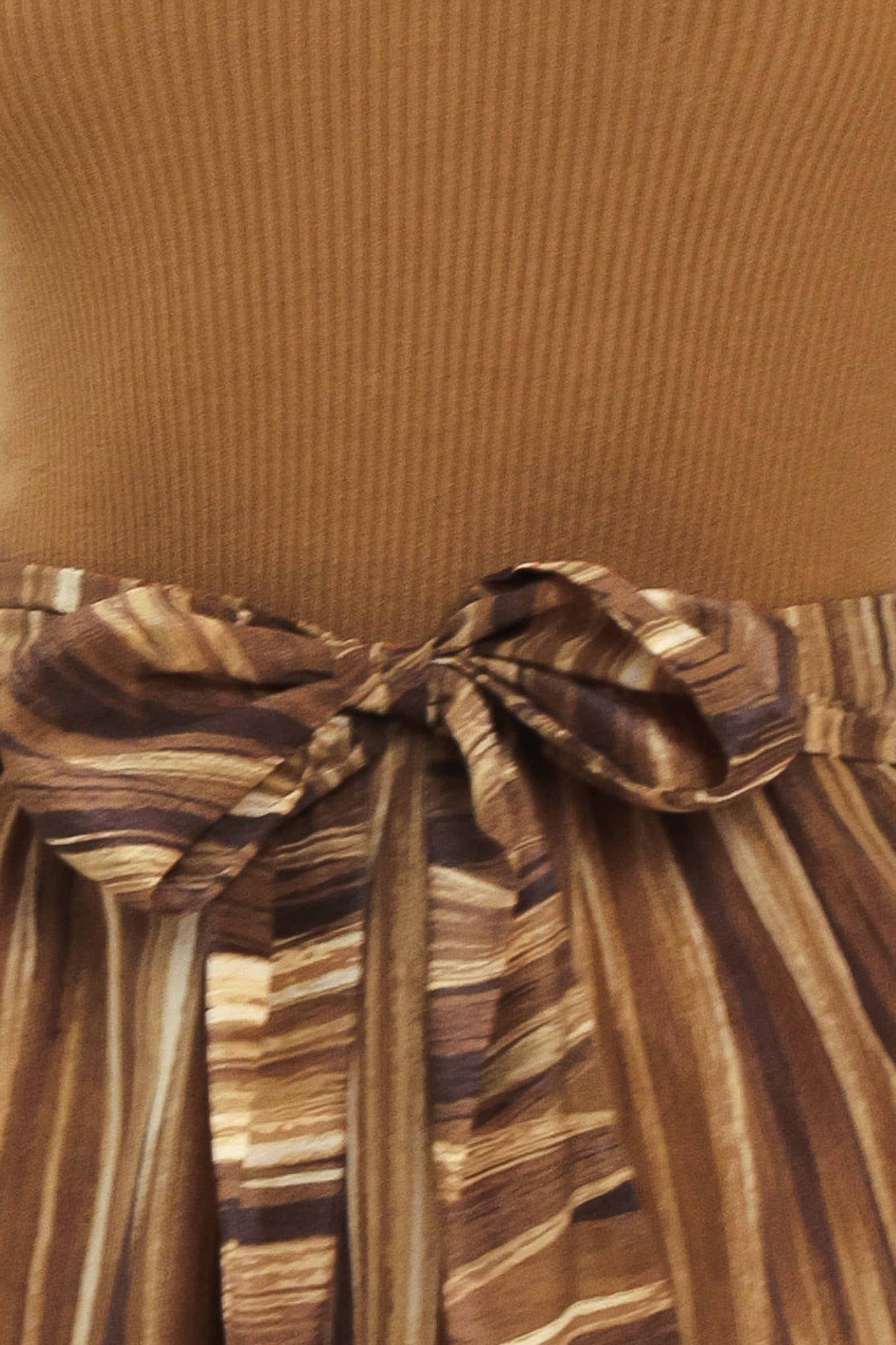 Flying Tomato Golden Quill Romance Midi Dress view 7 - Golden Feather Dress