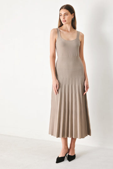 Flying Tomato Mono Form Sweater Knit Midi Dress - MeeeShop Women's Fashion