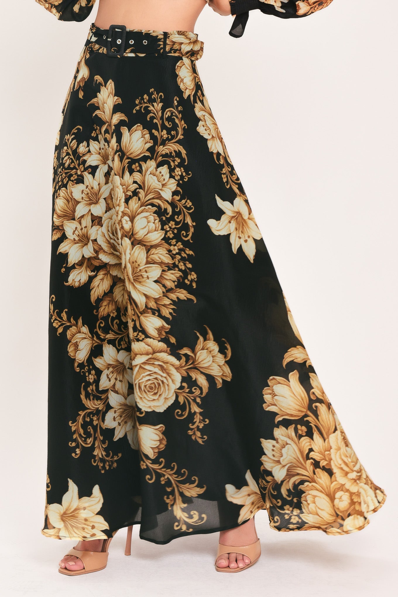 Flying Tomato Moonlit Garden Printed Maxi Skirt in BLACK (dress)