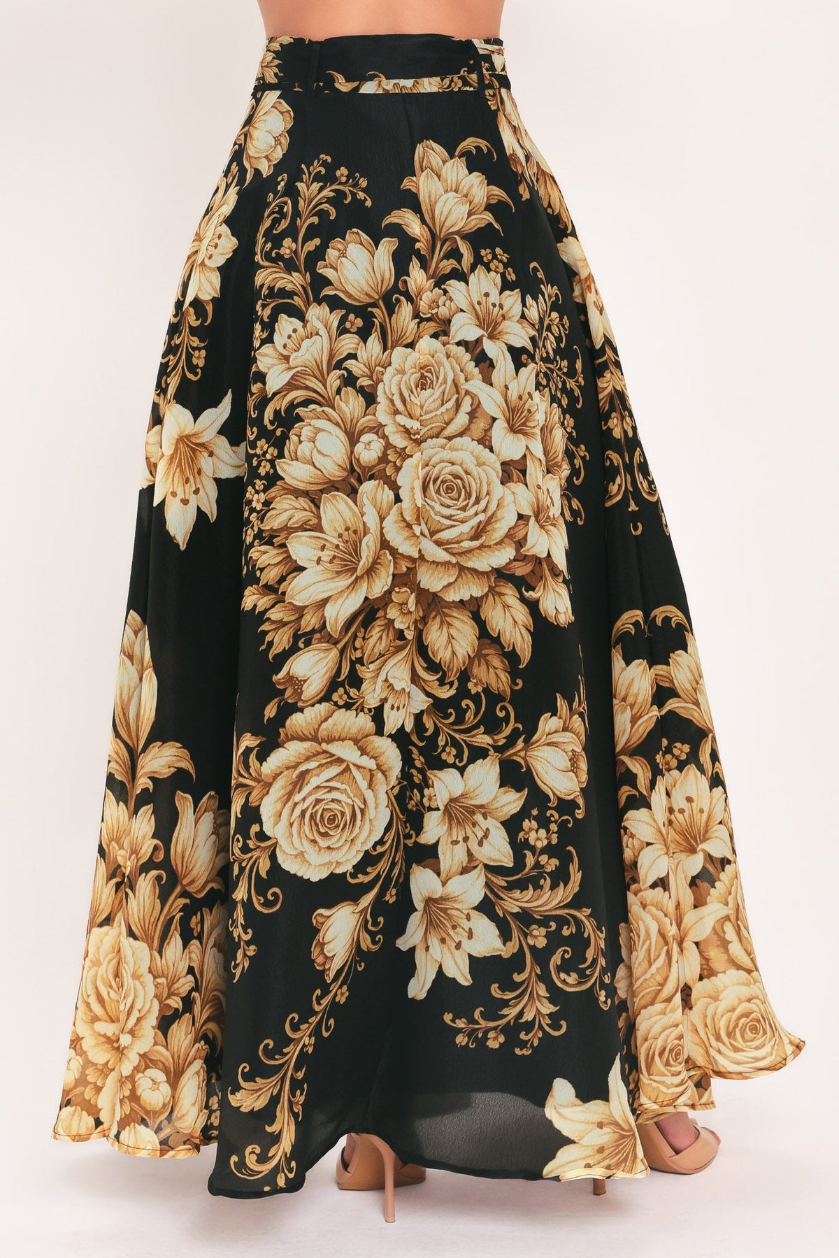 Flying Tomato Moonlit Garden Printed Maxi Skirt in CHAMPAGNE view 5 (dress)