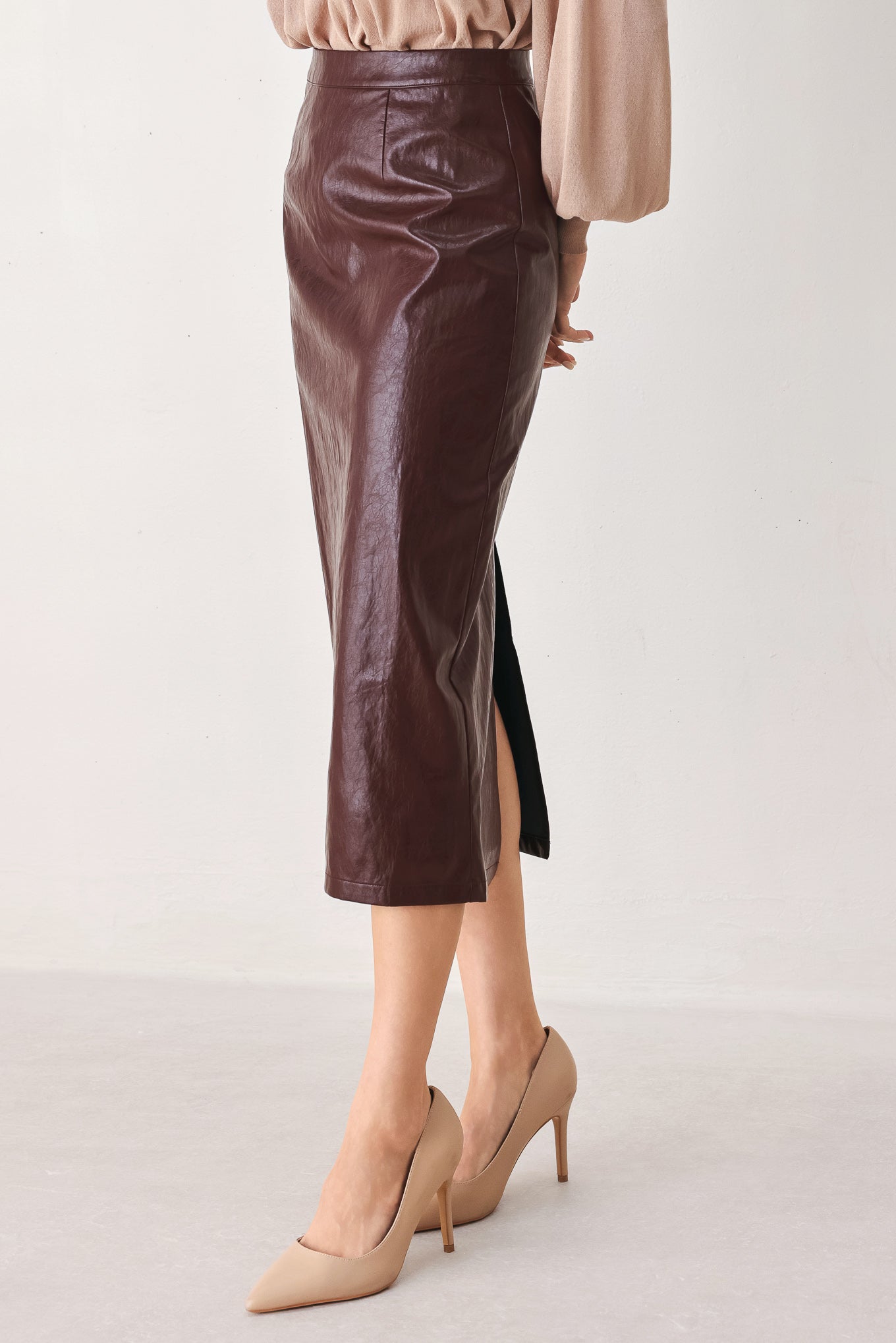 Flying Tomato Port Wine High-rise Faux Leather Skirt view 11 - Port Wine Characteristics
