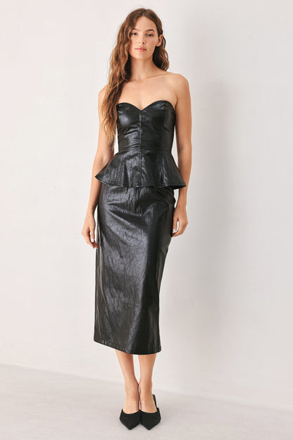 Flying Tomato Port Wine High-rise Faux Leather Skirt in BURGUNDY view 6 - Port Wine Characteristics