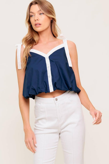 Flying Tomato Scent of Spring Woven Top in OFF WHITE / BLACK view 4