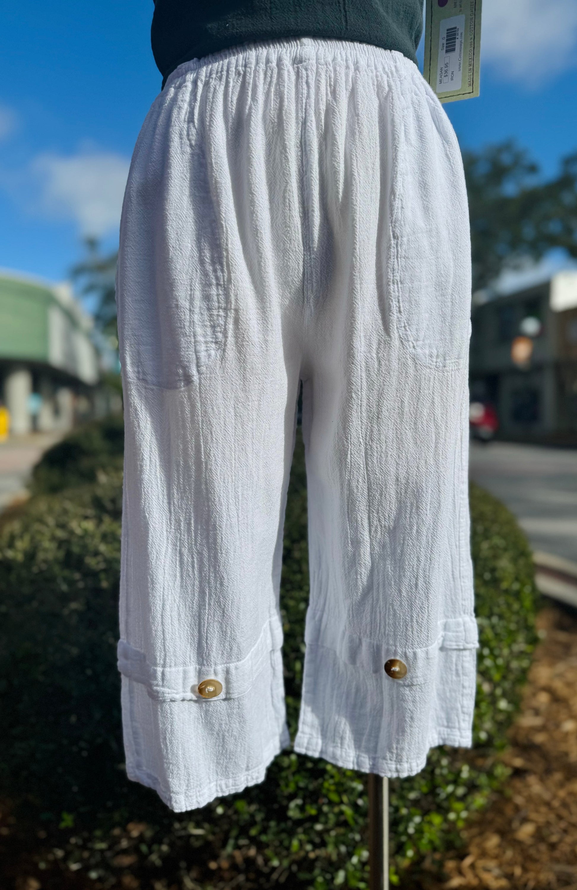 Gail Capri Pant with Pockets! 100% Cotton Gauze in 0 (XS/S) view 9 (bottom)