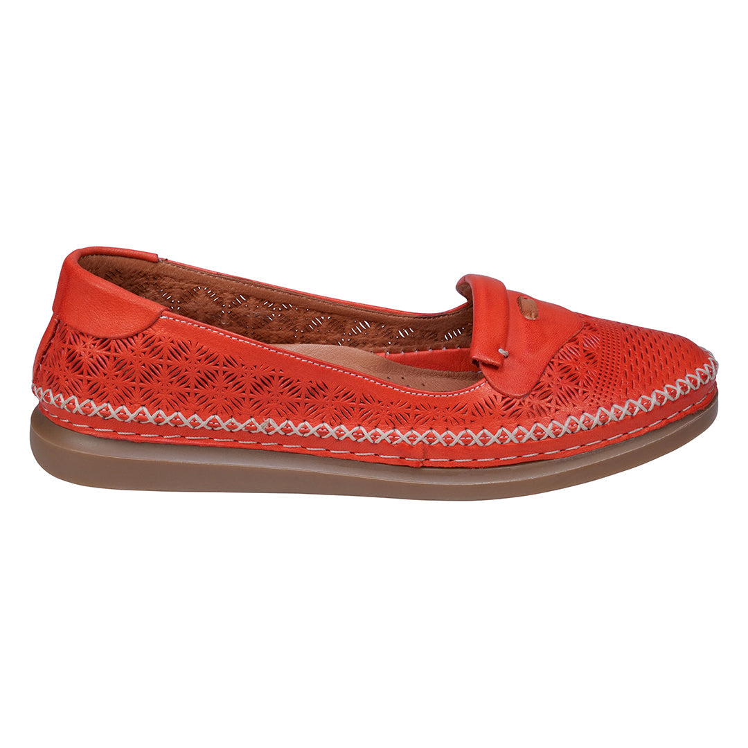 Ginger Red Perforated Leather Flats Red view 2 (shoe) - red ginger flats, how much ginger is in red roc - shop at us.meeeshop