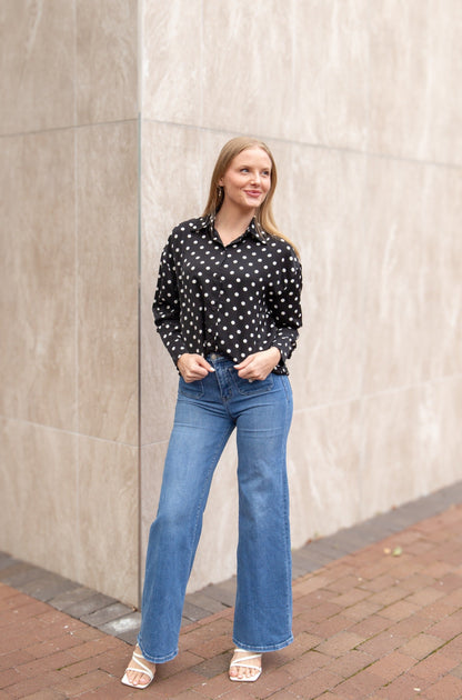 Grace+emma Kathryn Classic Button-up, Polka-dot Top in Black view 2 - Polka Dot Classic