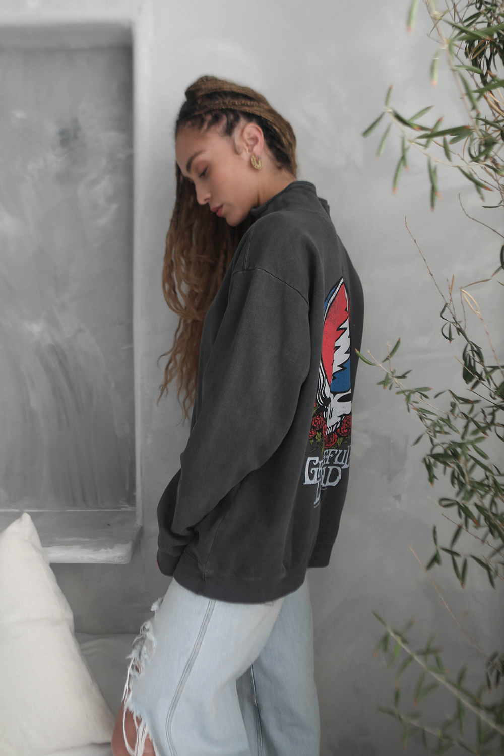 Grateful Dead Zip Sweatshirt Black view 3 (top) - grateful dead sweatshirt women, grateful dead sweatsh - shop at us.meeeshop