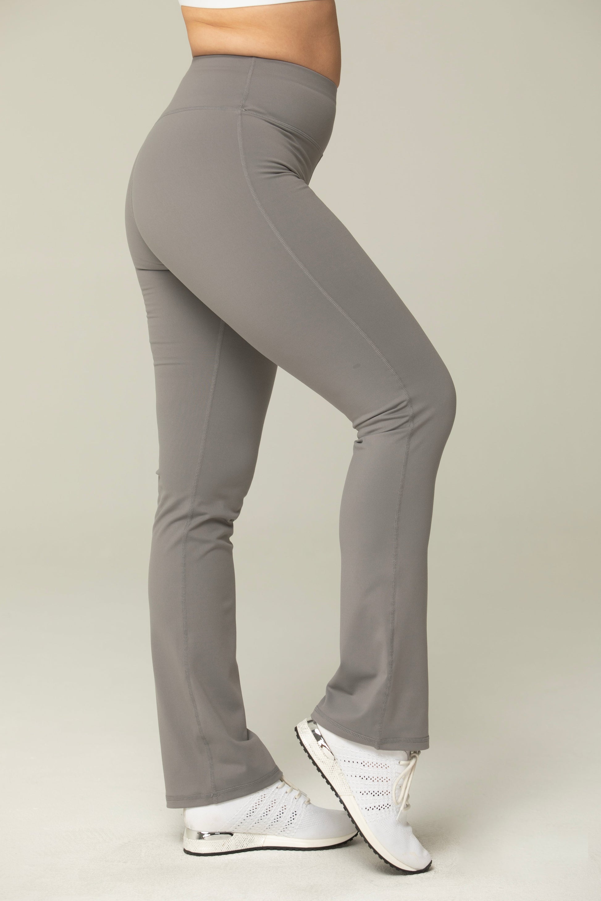 Helloday.us Bootcut Flare High Waist Leggings in GRAY view 2 - High-Waisted - Bootcut Flare Leggings With Pockets