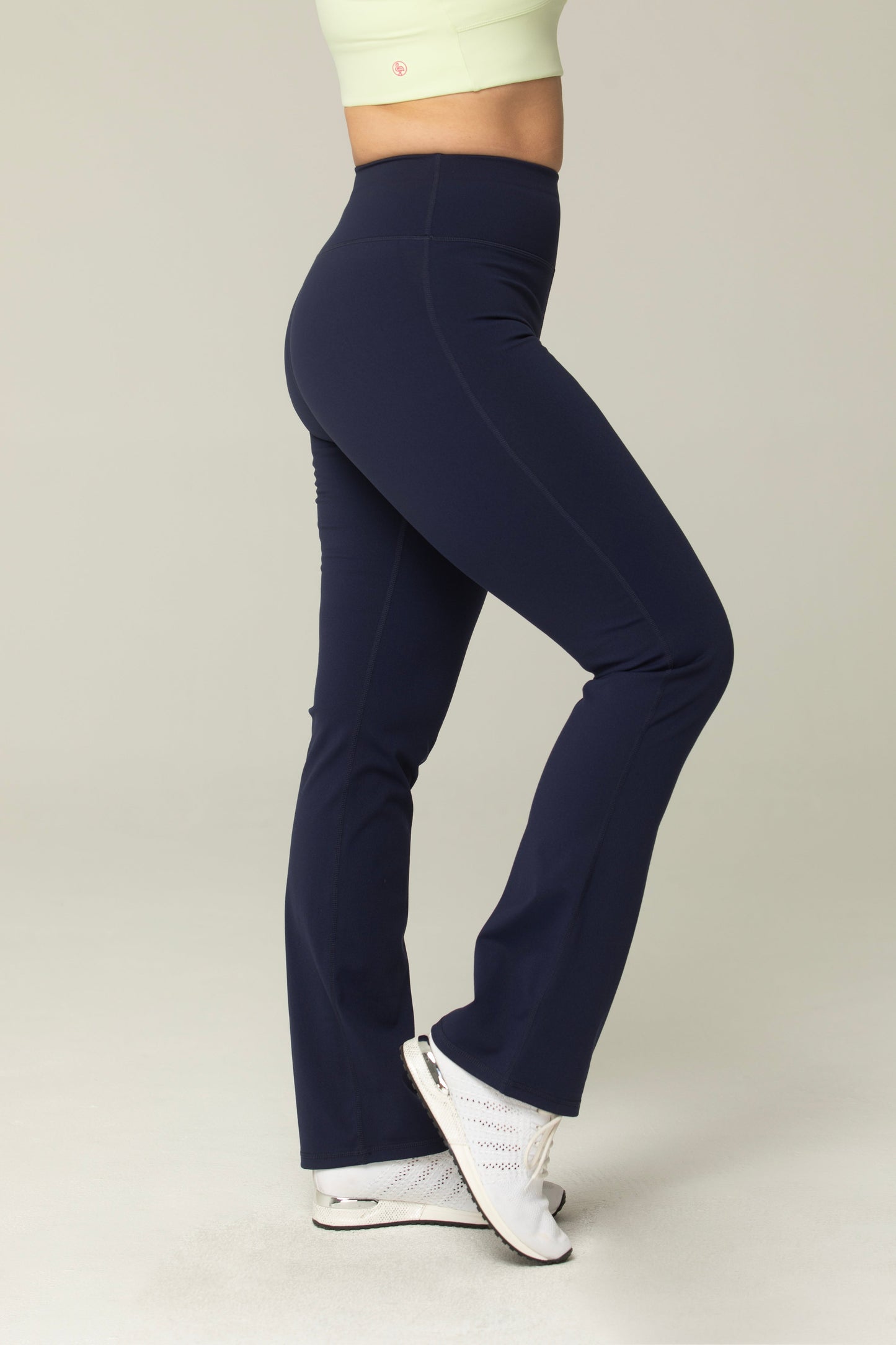 Helloday.us Bootcut Flare High Waist Leggings in GRAY view 4 - High-Waisted - Bootcut Flare Leggings With Pockets