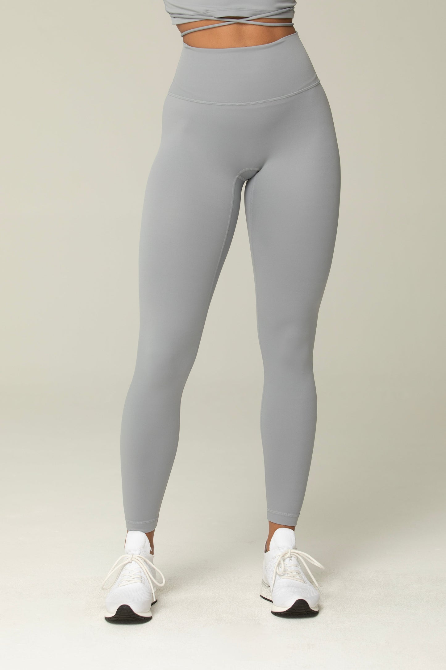Helloday.us Day Dream No Front Seam Leggings in BLUEBERRY view 9 - Daydream Leggings (bottom)