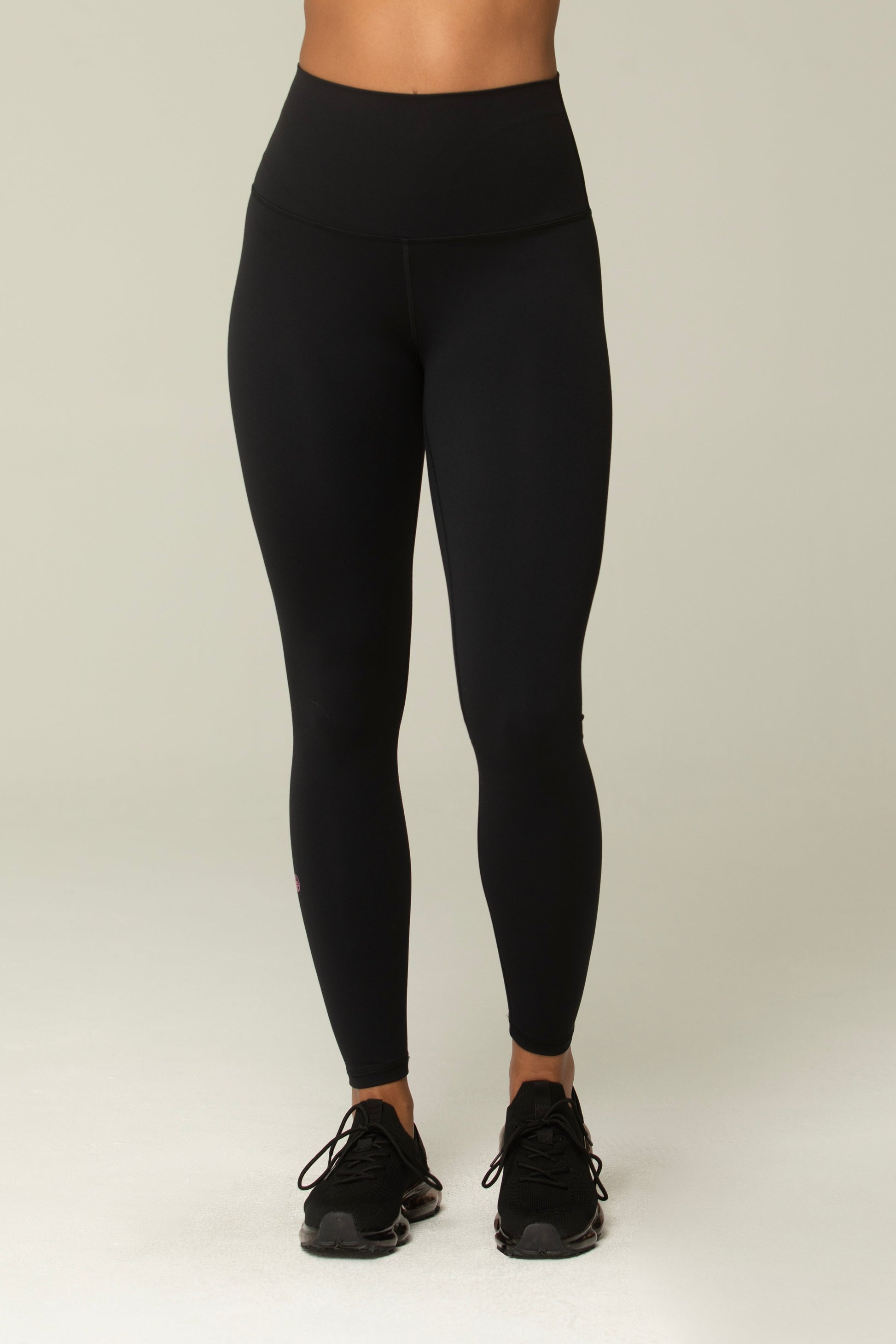 Helloday.us Hello Day High Waist Smooth Leggings in BLACK view 6 - High-Waisted - Hello Leggings (bottom)