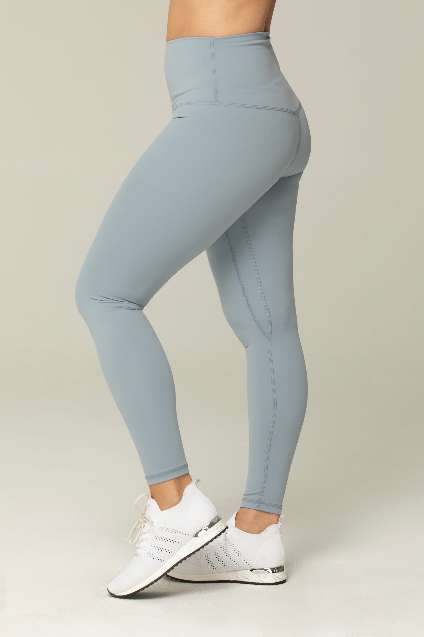 Helloday.us Hello Day High Waist Smooth Leggings in BLACK view 7 - High-Waisted - Hello Leggings (bottom)