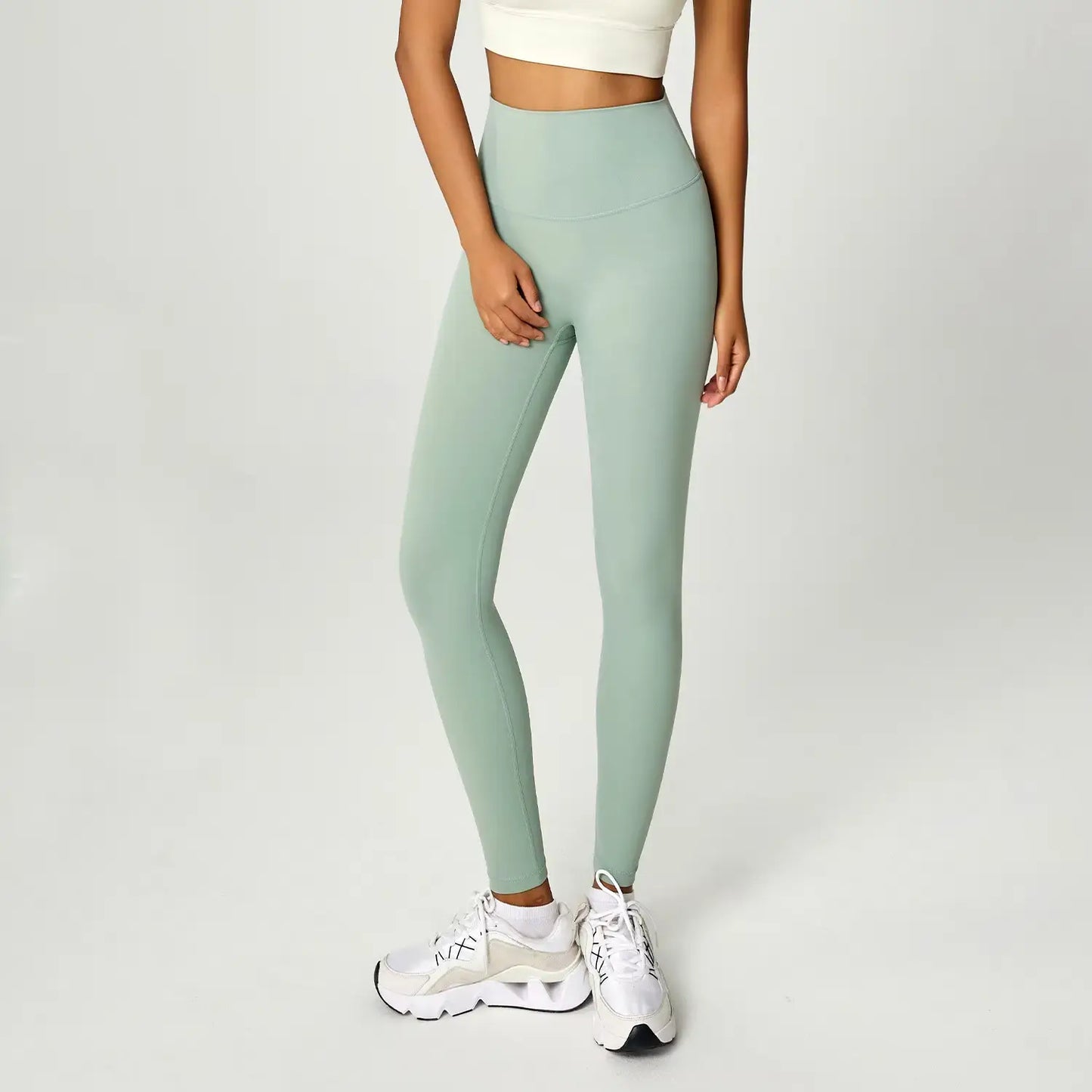 Helloday.us Hello Day Peach Lift Sculpt Leggings in Black view 5 - Hello Leggings (bottom)