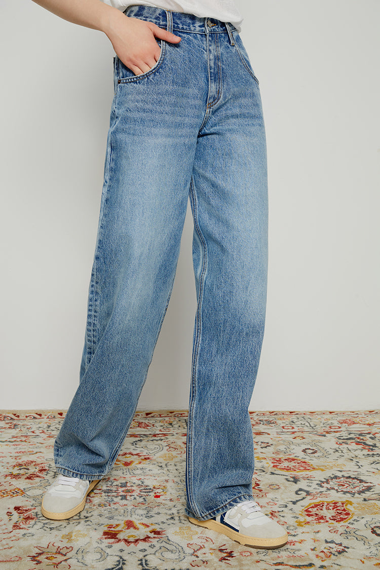 Hey Joanie 80's Utility Loose Jeans in Summertime Blues view 6 - Relaxed Fit - Hey Joanie Jeans Review (bottom)