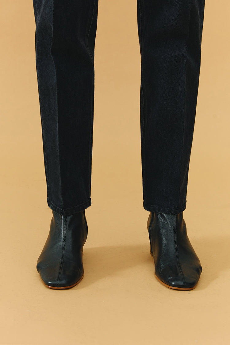 Hey Joanie Fifth Avenue Tapered Jeans in Little Liar view 18 - Hey Joanie Jeans Review (bottom)