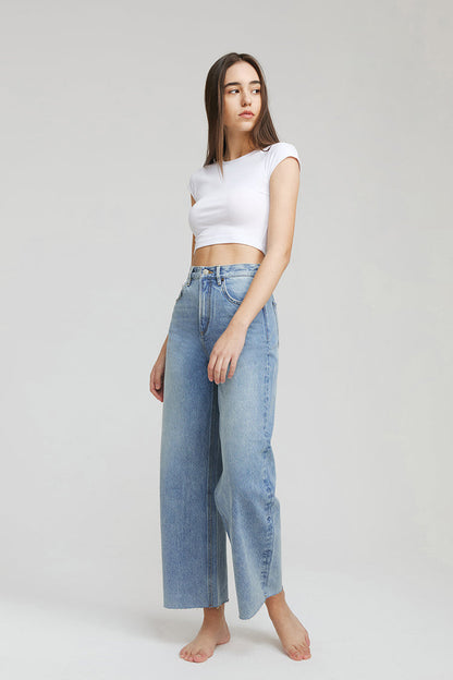 Hey Joanie Moon Curve Raw Hem Crop Jeans in The Boys of Summer view 3 - Hj129 Jeans (bottom)