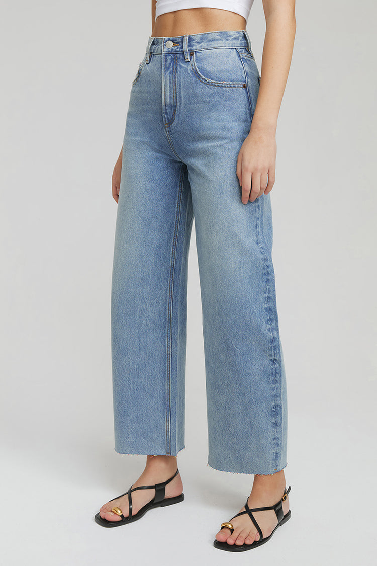 Hey Joanie Moon Curve Raw Hem Crop Jeans in The Boys of Summer view 6 - Hj129 Jeans (bottom)