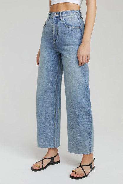Hey Joanie Moon Curve Raw Hem Crop Jeans in The Boys of Summer view 6 - Hj129 Jeans (bottom)