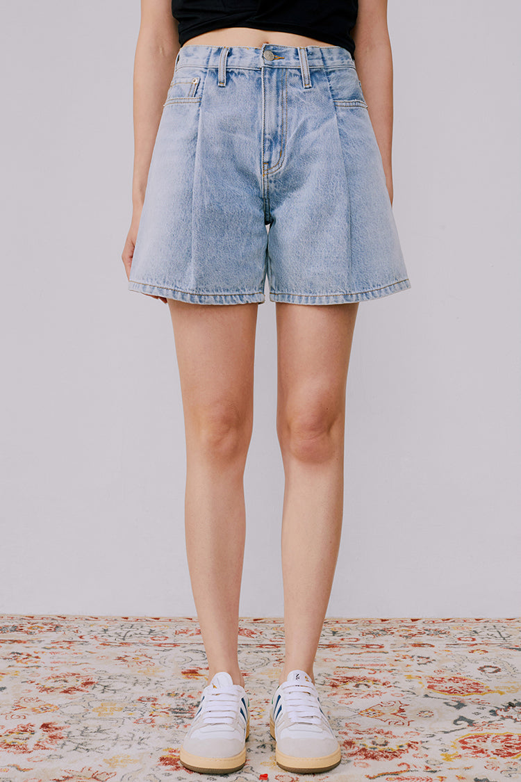 Hey Joanie the Pleated Fun Short in Light Blue view 5 (bottom)