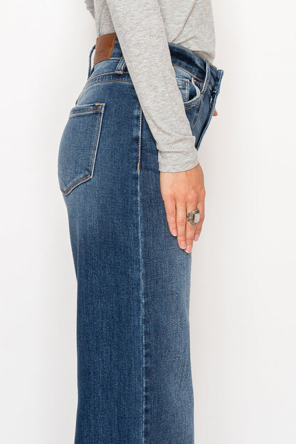 High Rise Relaxed Flare Jeans in 13 (30) view 7 - High-Waisted - High Rise Jeans Women (bottom)