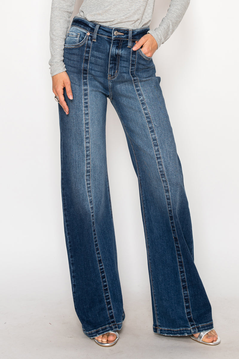 High Rise Relaxed Flare Jeans in 3 (25) view 2 - High-Waisted - High Rise Jeans Women (bottom)