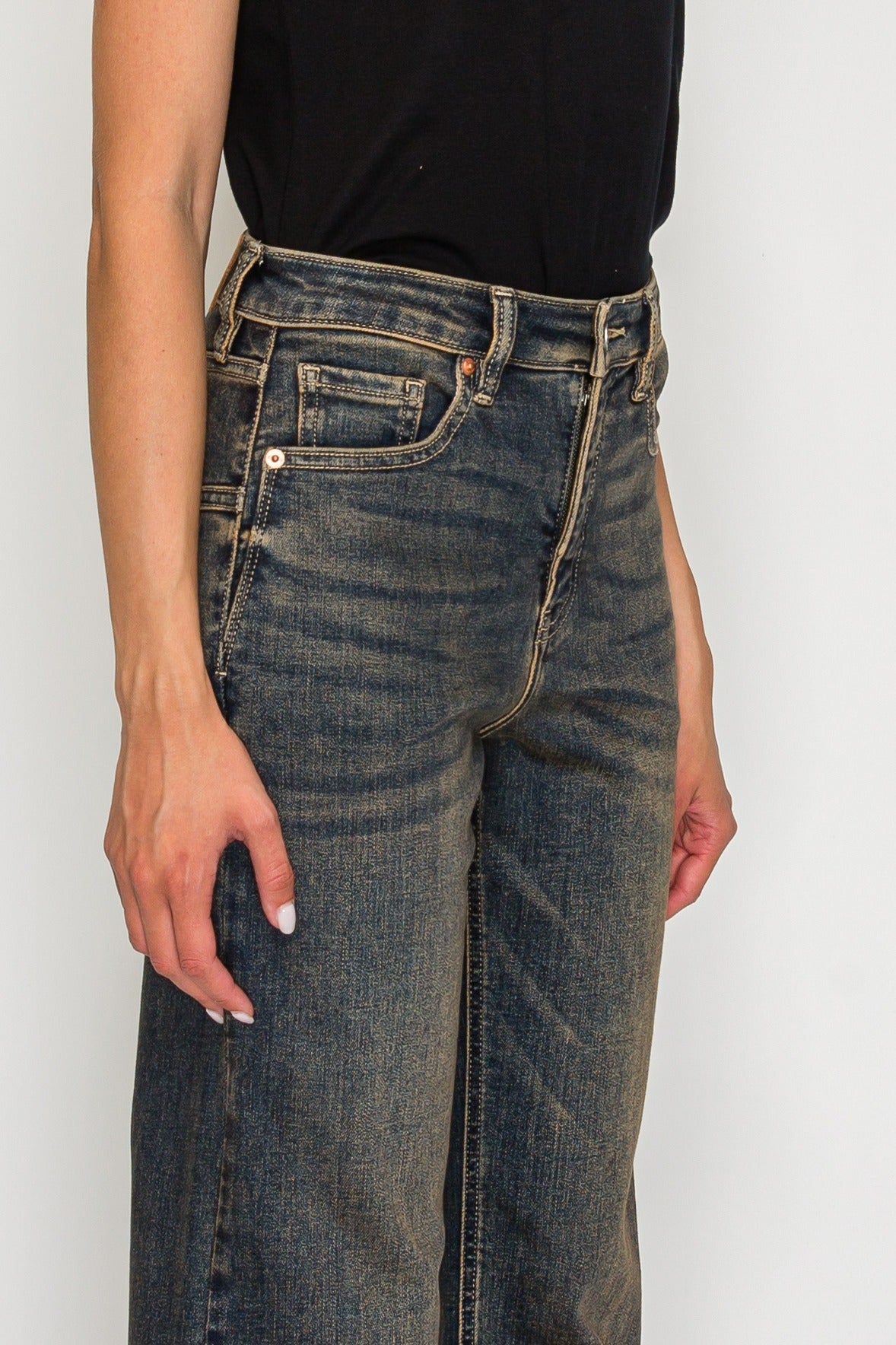 High Rise Relaxed Flare Leg Jeans view 11 - High-Waisted - High Rise Jeans Women (bottom)