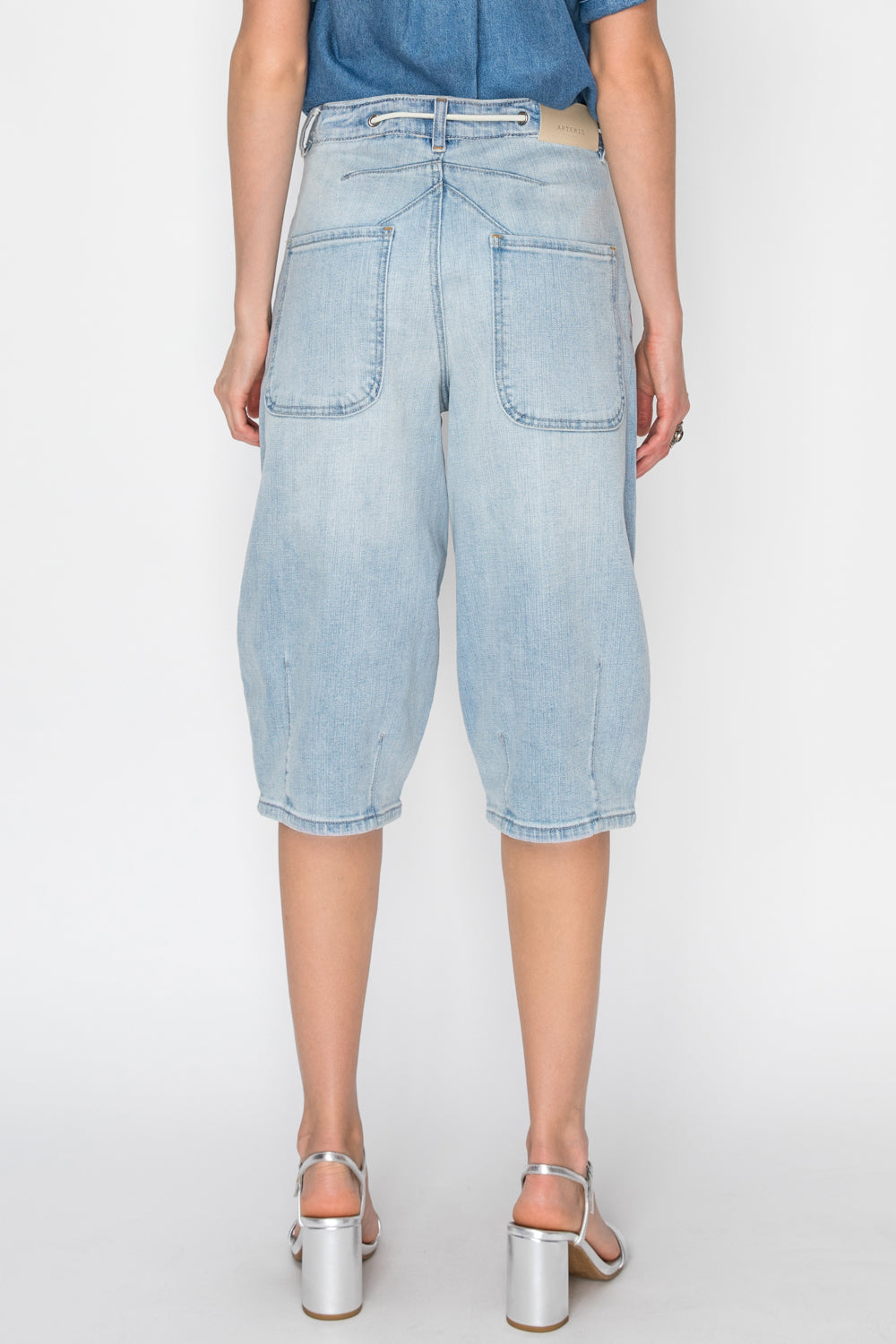 High Rise Relaxed Tapered Jorts Jeans in Light wash view 4 - High-Waisted - High Rise Jorts Women (bottom)